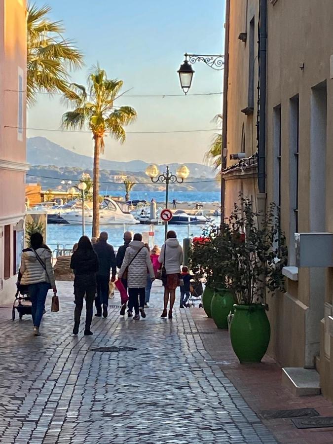 Les Nuits Etoilees, Studio Terrasse Apercu Mer, Tres Lumineux, Ac, 100M Du Port Sanary Esterno foto